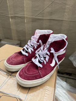 Burgundy velvet hi top VANS