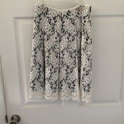 Elle Skirt White Lace Knee Length Size 4