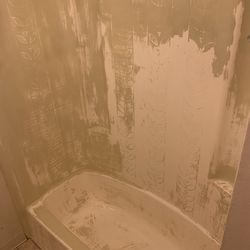 Showers/tubs Reglazing