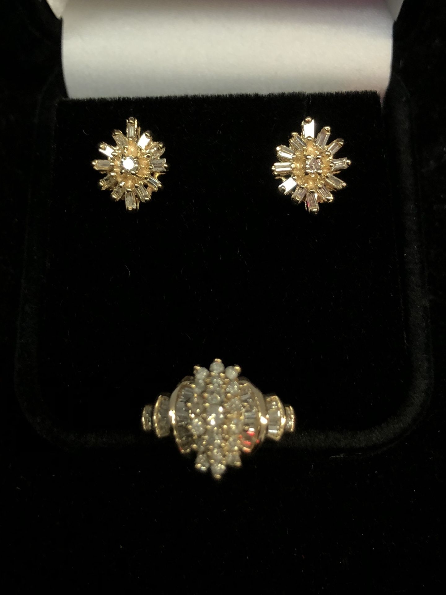 14K Gold diamond Ring and earrings set with round and baguette diamonds ring size 4 8.2grn no trade