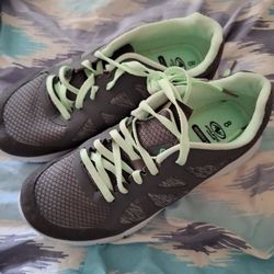 Women's  Walking Shoes