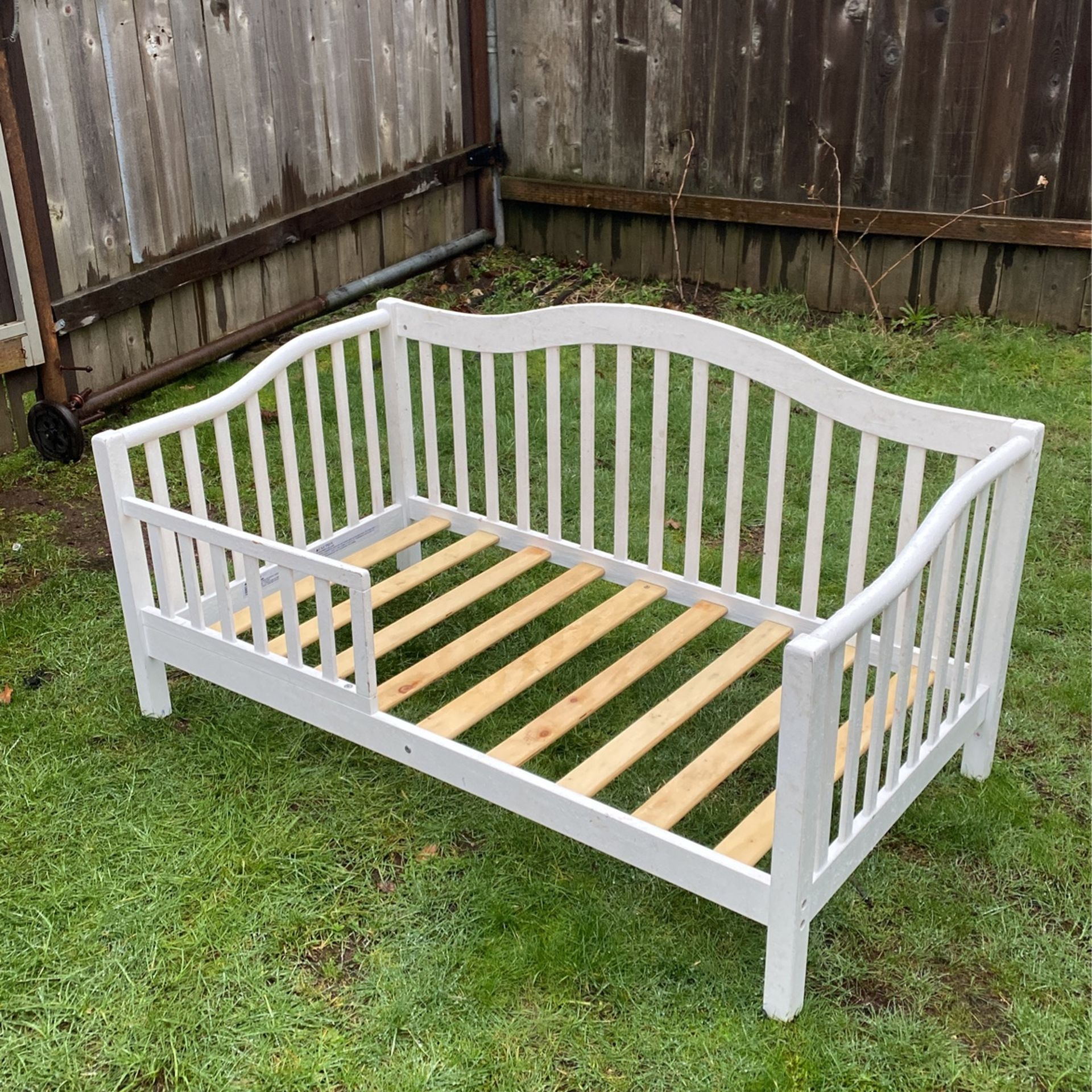 Baby/toddler Crib