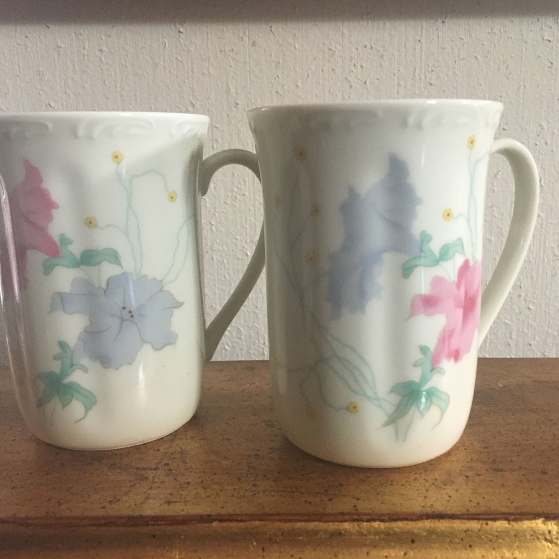 Vintage TAKAHASHI San Francisco "Morning" pattern - tall tea/coffee cups (PAIR)