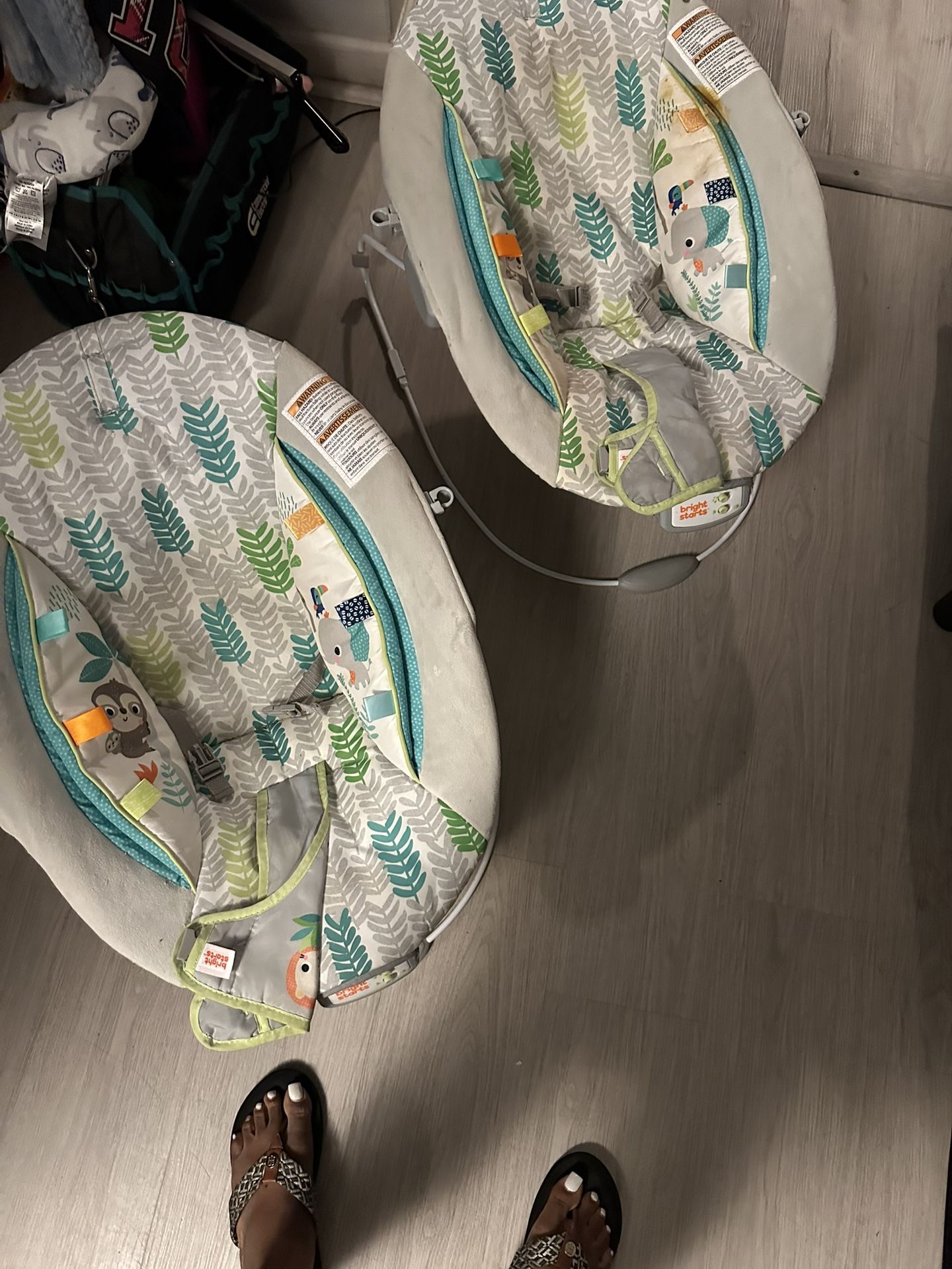 Baby vibrator chairs