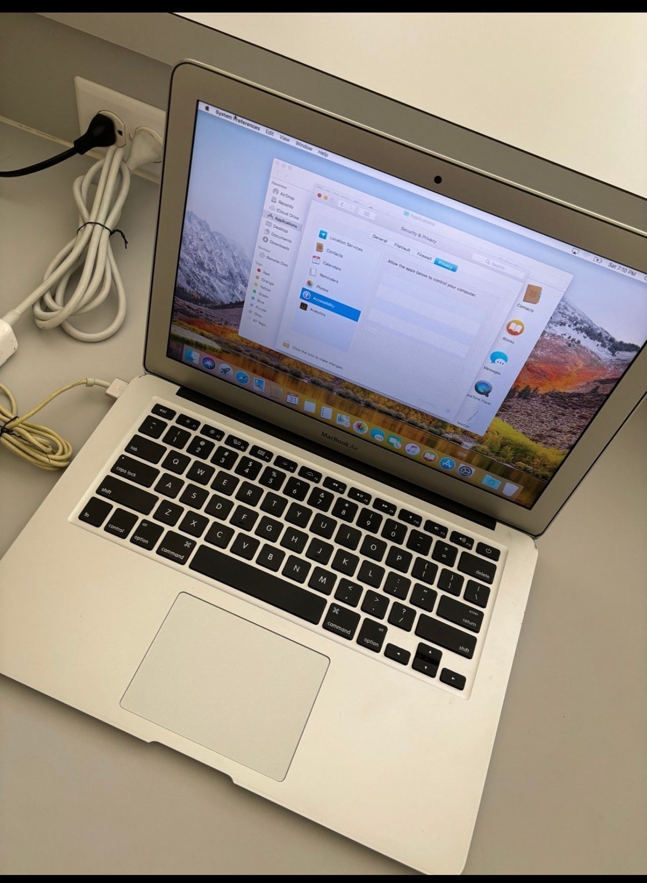 Apple MacOS High Sierra Processor 1.6 GHz Intel Core i5