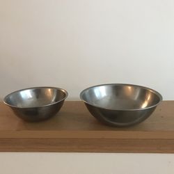 2 Cat Bowls 