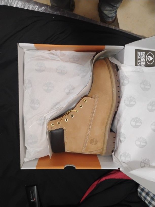 Brand New Wheat Timberland
