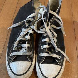 FREE‼️‼️ Converse Shoes 