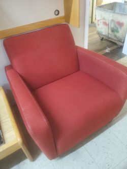 Sofa, chairs at $50 each