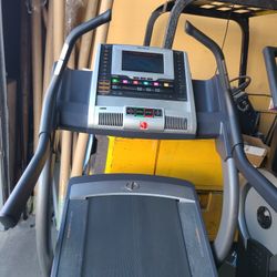USED 2012 model Nordictrack Incline trainer Treadmill- 40% incline 