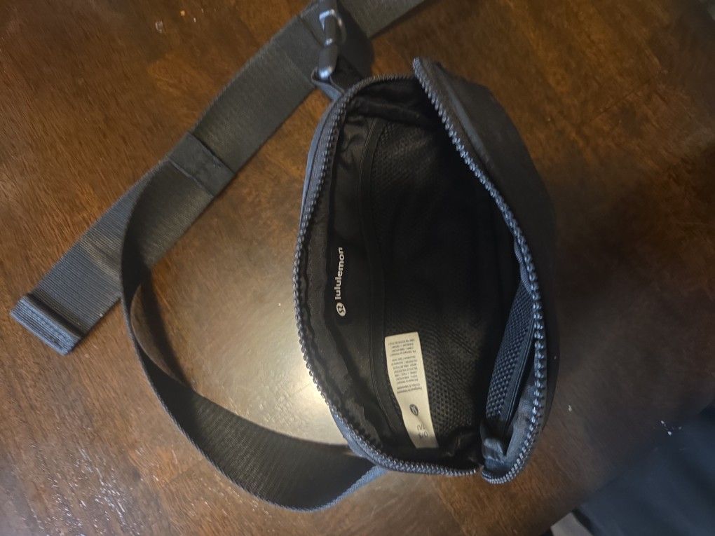 Lululemon Fanny Pack