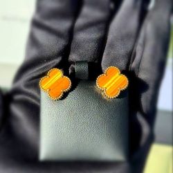 18k yellow gold Van Cleef style Alhambra style Tiger eye stone clover clip back earrings