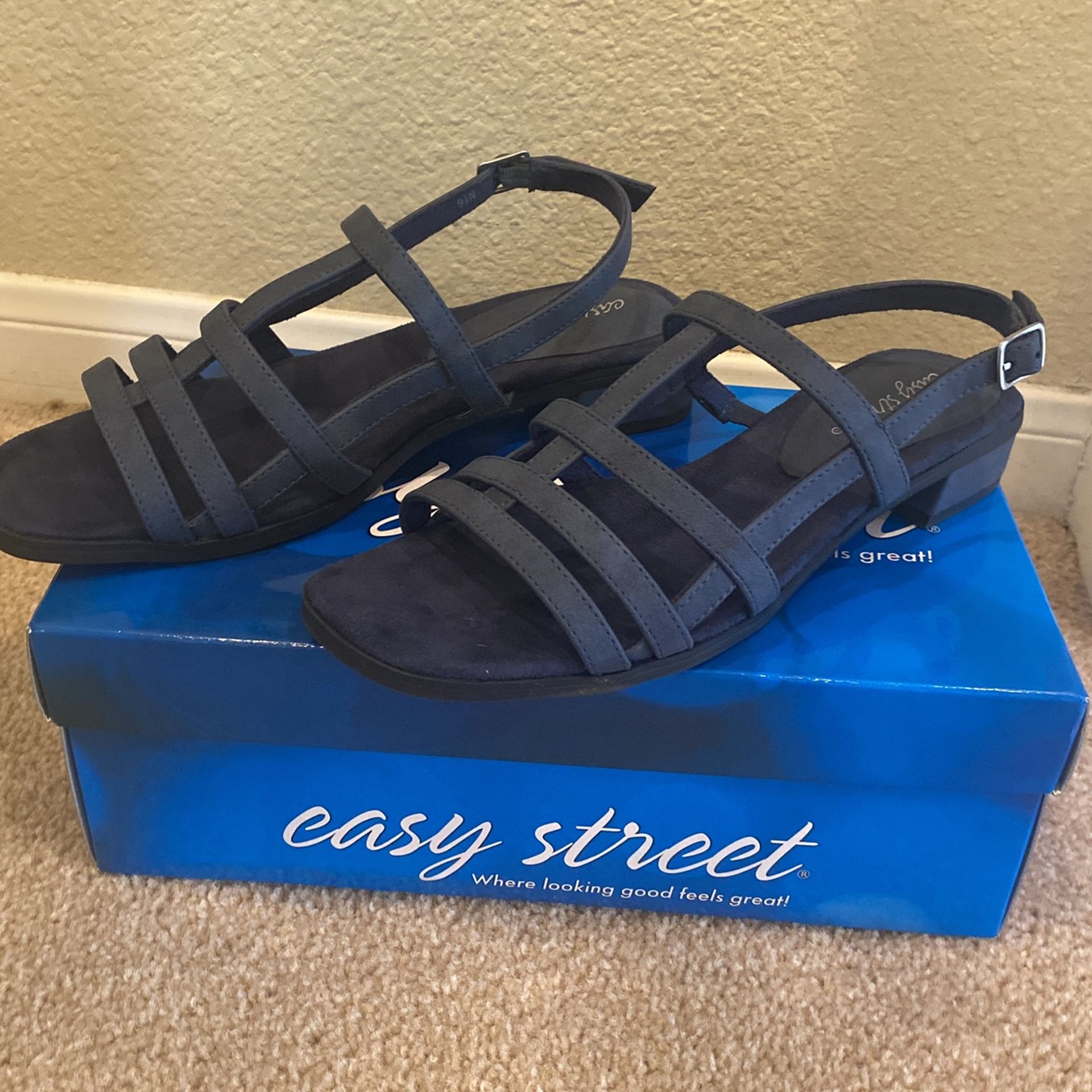 Easy Street Merlin’s Women’s Navy Sandal 9.5 N