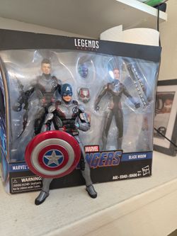 Marvel's Hawkeye and black widow Quantum suits