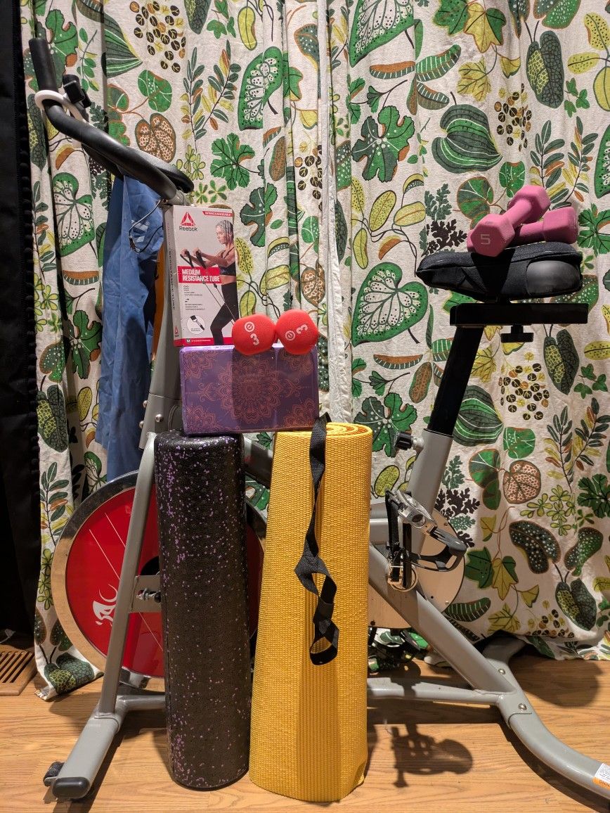 Fitness Set-up Exercise Stationary Bike & Yoga Gear / Hand Weights 