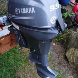Yamaha 9.9 Outboard Motor 
