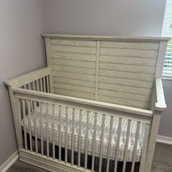 Baby Crib 