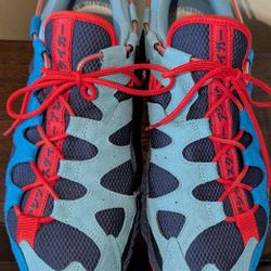 
•Asics Gel Mai Soothing Sea Men's Size 11.5