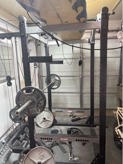 Weight Rack w/pulldowns & weights