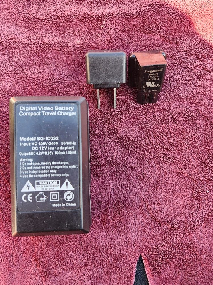 Digital Video Battery Compact Travel Charger