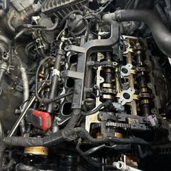 Mechanic Work Suspension Engine 