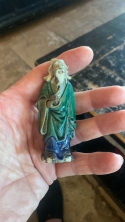 Small vintage Chinese Shiwan Muf Man figure 2 small chips on tips of shoes big discount
