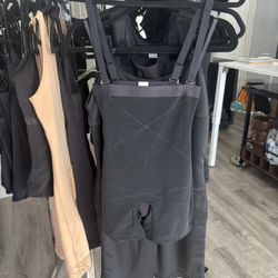 Seamless body shaper 