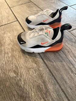 Toddler Nikes 6c