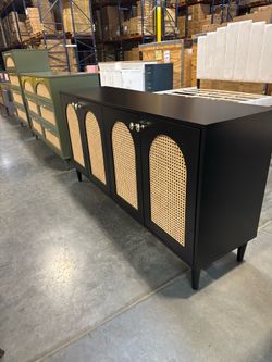 4 Doors Sideboard!!