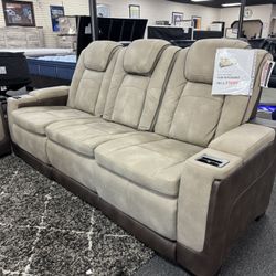 Power Recliner Sofa. 🚚WE DELIVER🚚