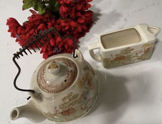 Teapot & Creamer For Chinese Kitchen
