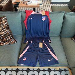 New Nike Atletico Madrid Soccer Kit Jersey & Shorts Size M