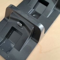 Wireless Controller Charger For Use With Ps4