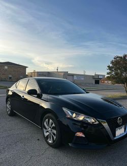 2020 Nissan Altima