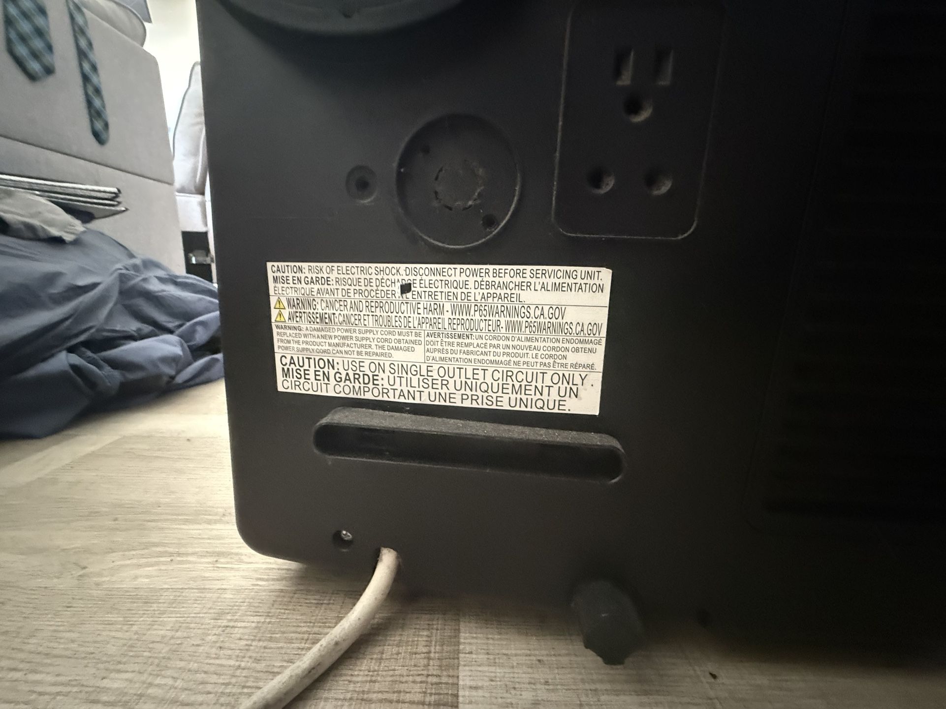 Toshiba AC Unit 12000 BTU 400 OBO 