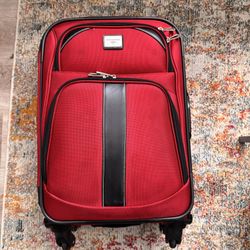 Softside 28” Suitcase Spinner
