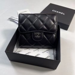 Chanel wallet