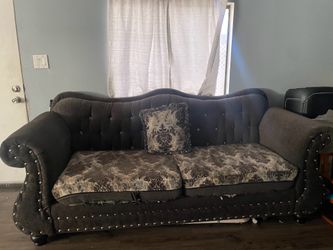Couch set