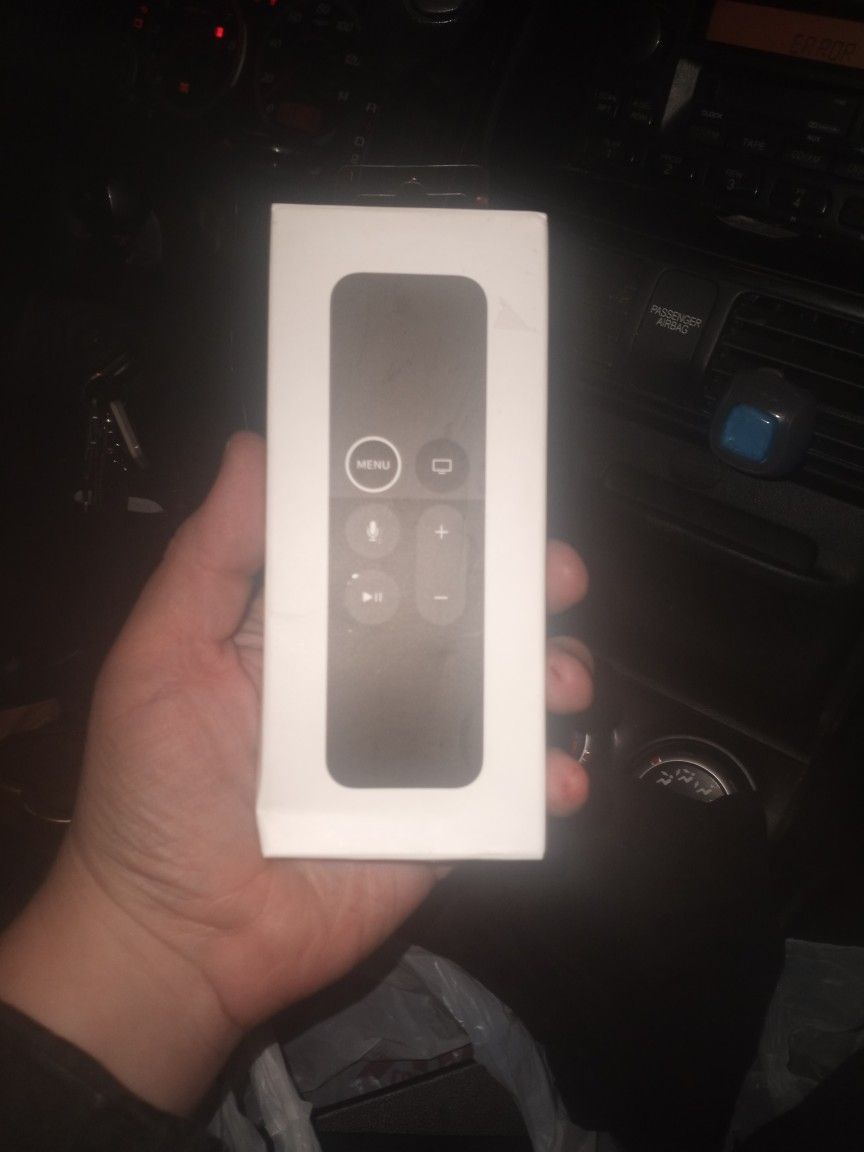 Siri Apple TV Remote
