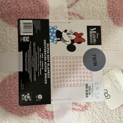 Minnie Mouse Twin Size Blanket