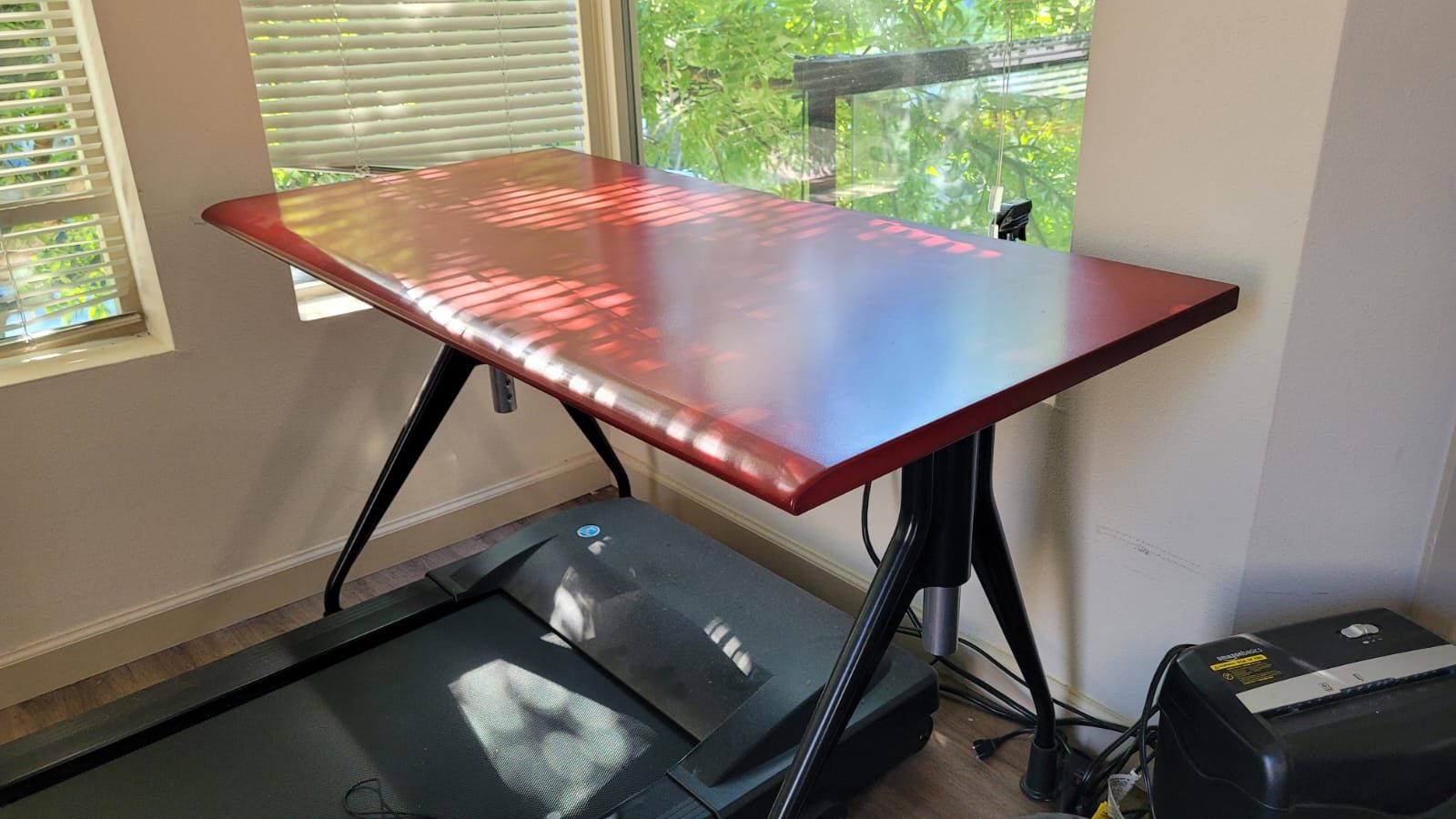 Herman Miller Manually Height Adjustable Table