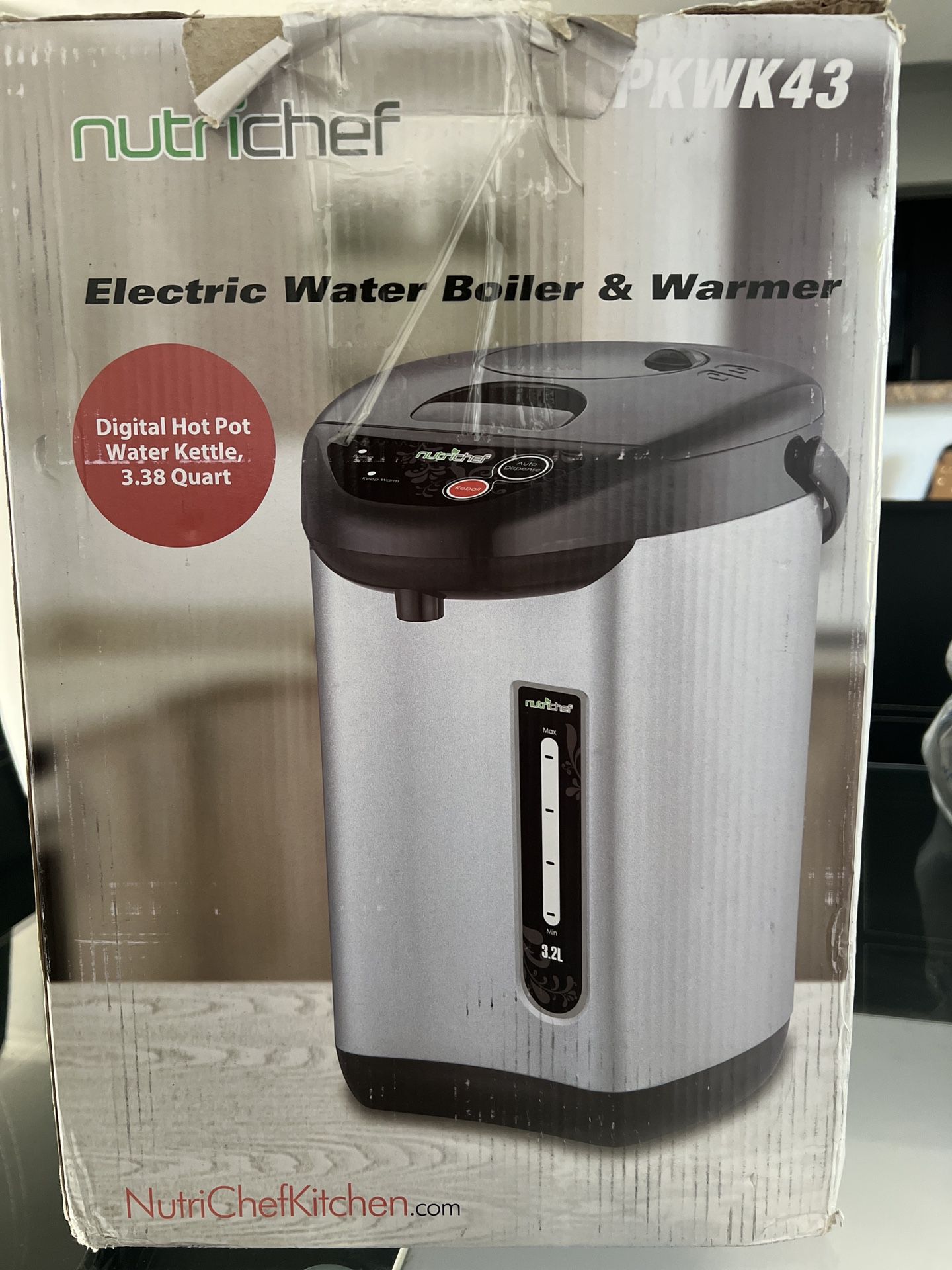 Nutri-Chef PKWK43 Electric Water Boiler & Warmer - Digital Hot Pot Water  Kettle for Sale in Dallas, TX - OfferUp