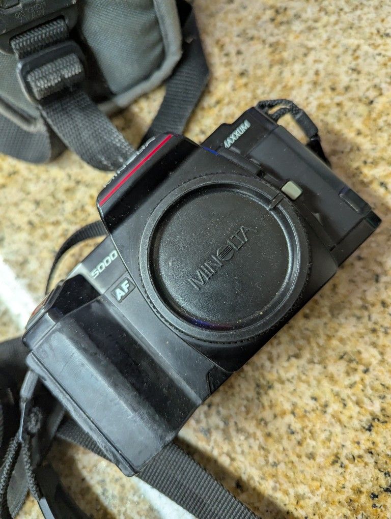 Random Camera Equipment 