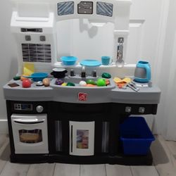 Step 2 Play Kitchen For Toddlers 