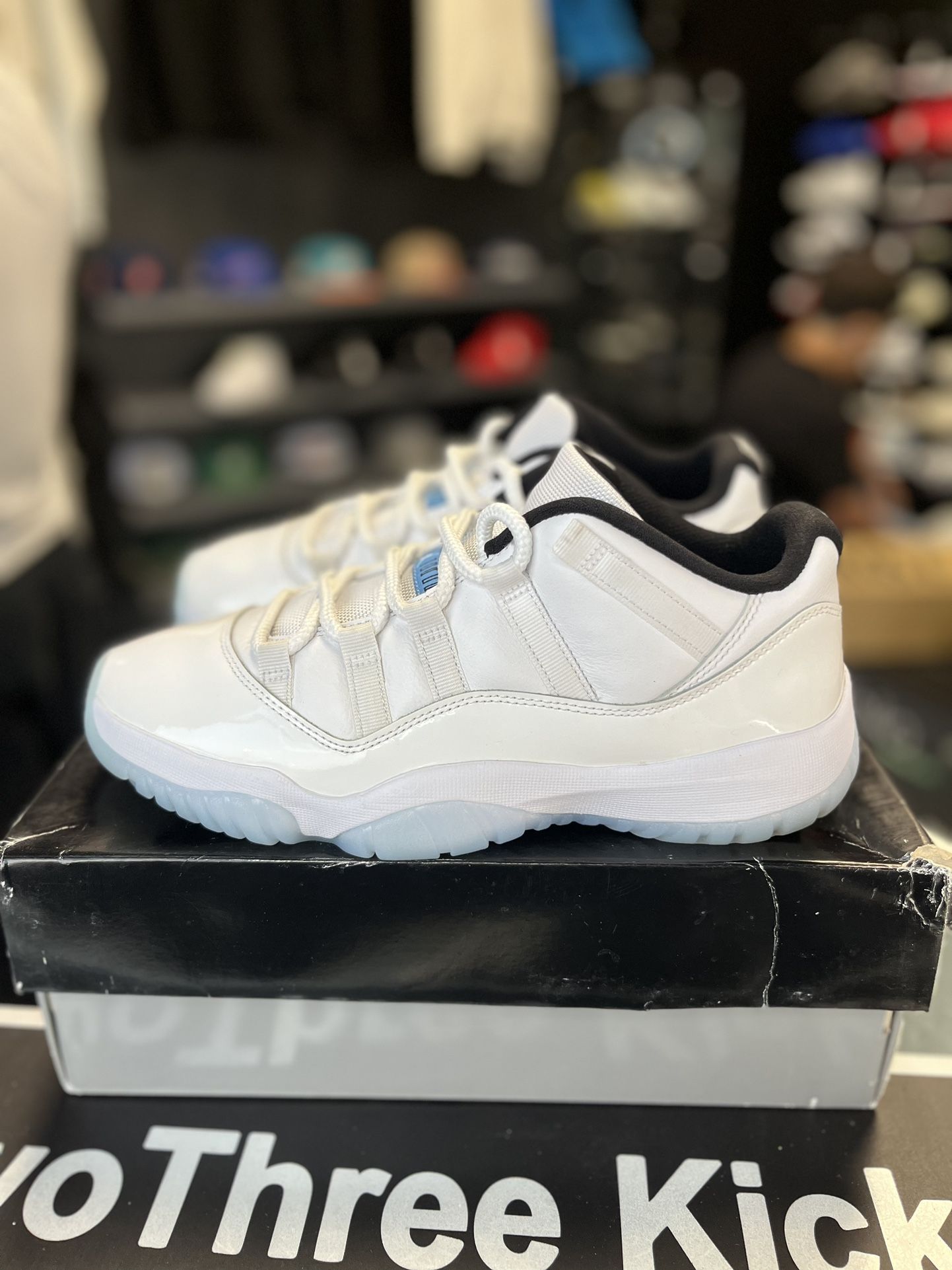Jordan 11 Low “legend Blue” Size 8.5