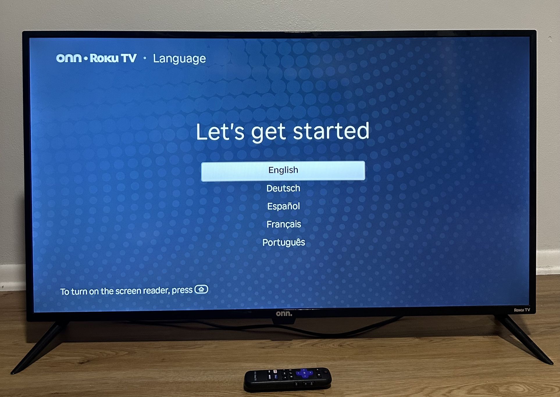 43” ONN. ROKU TV