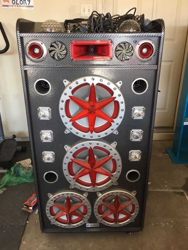 Karaoke iBasket speaker system