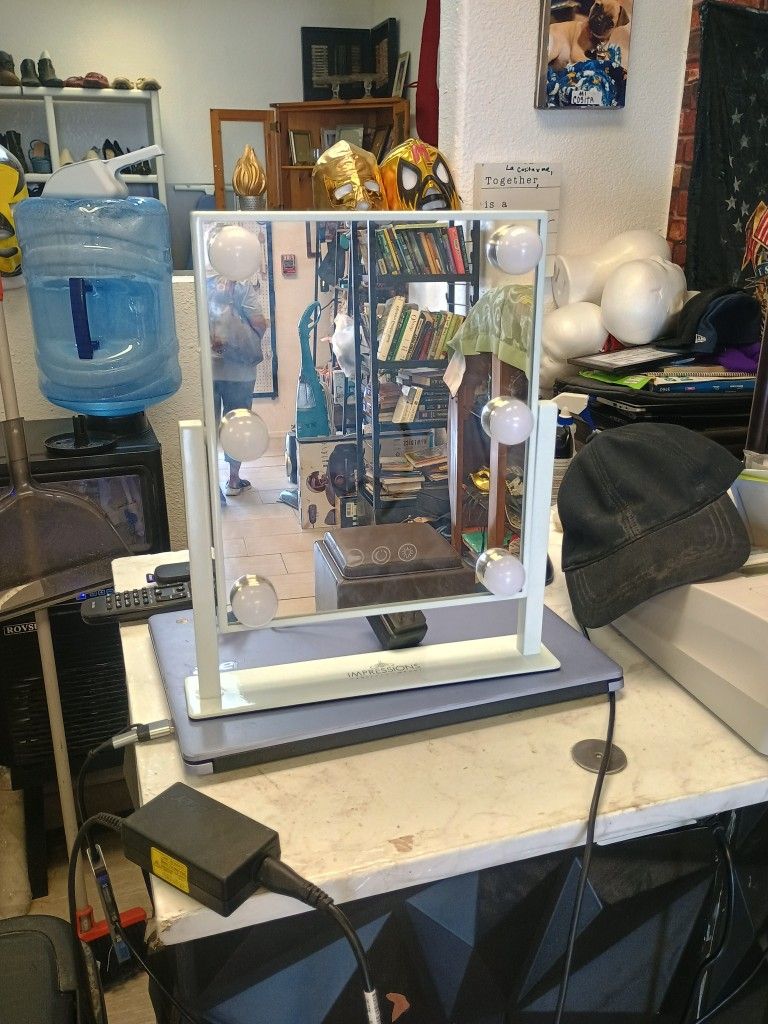 Impressions Vanity Mirror 