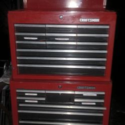 Craftsman Roll Away Tool Box 