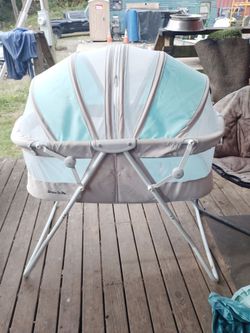 Portable infant bassinet